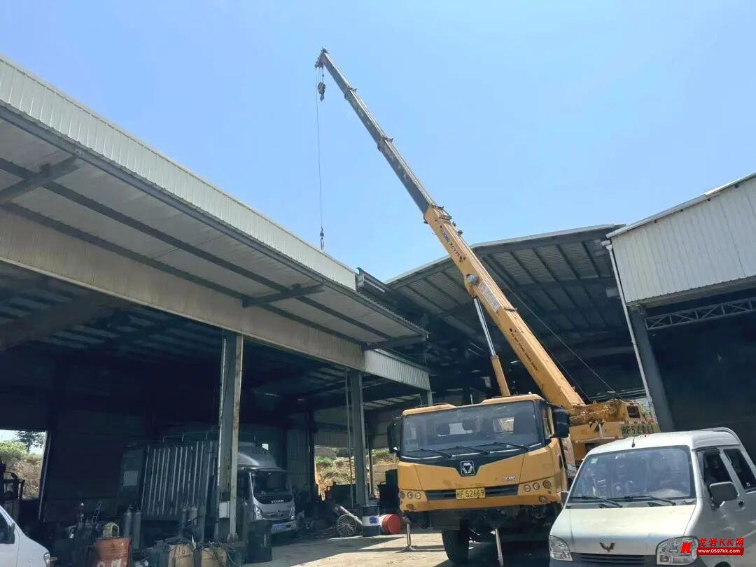 龙岩kk网>论坛导航>>≡单位政务≡>>适中镇>>违占"零容忍",打好"攻坚